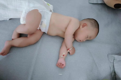 无为孕妇显怀早的原因